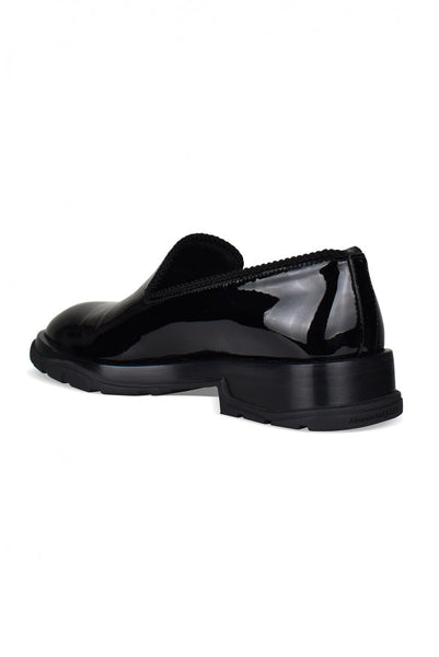 Alexander McQueen Shoes? Alexander Mcqueen Men Slip-On Tread Loafers Luxury Lifestyle Designer Footwear