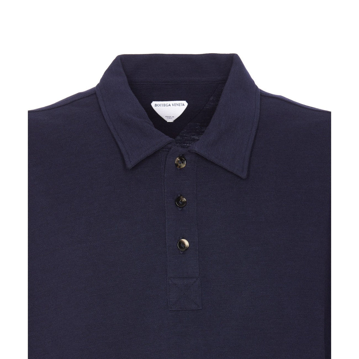 Close-up of Bottega Veneta tee shirts hardware and fine stitching