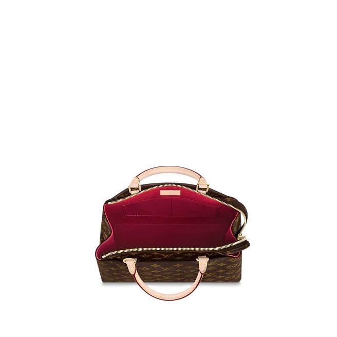 Louis Vuitton Bags? Louis Vuitton Petit Palais Elegant Everyday Designer Handbag
