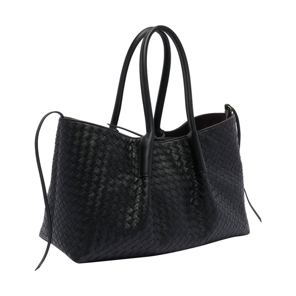 Bottega Veneta premium totes detail and craftsmanship close-up