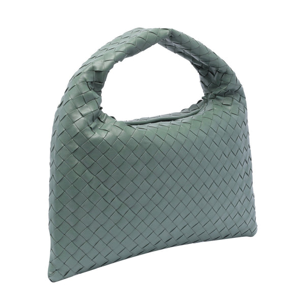 Bottega Veneta premium totes detail and craftsmanship close-up