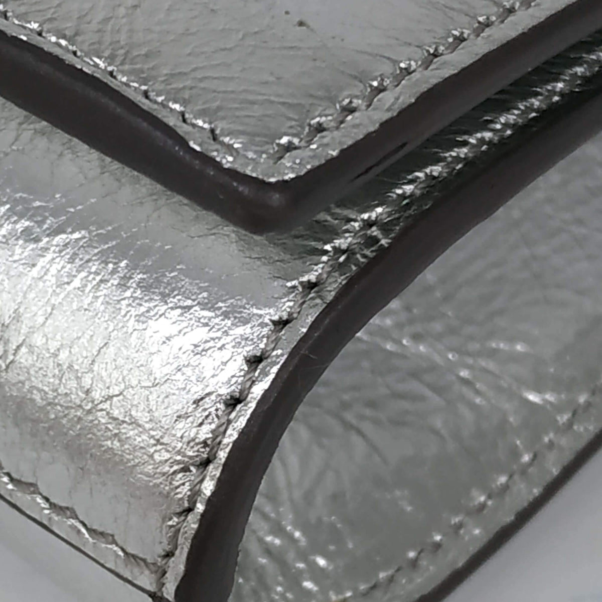 Belle premium bags detail and craftsmanship close-up