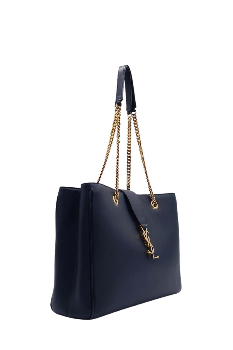 Cassandre premium bags detail and craftsmanship close-up