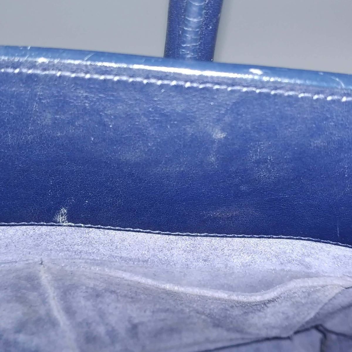 Close-up of Classic bags hardware and fine stitching