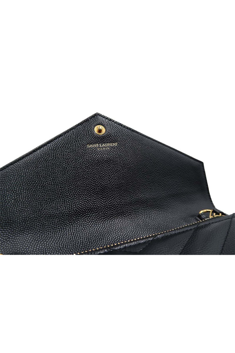 Envelope bags lifestyle shot premium designer piece