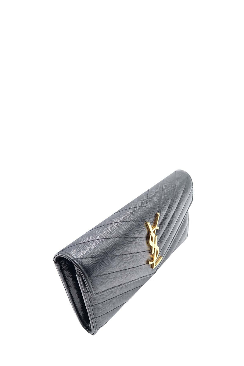 Large premium bags detail and craftsmanship close-up