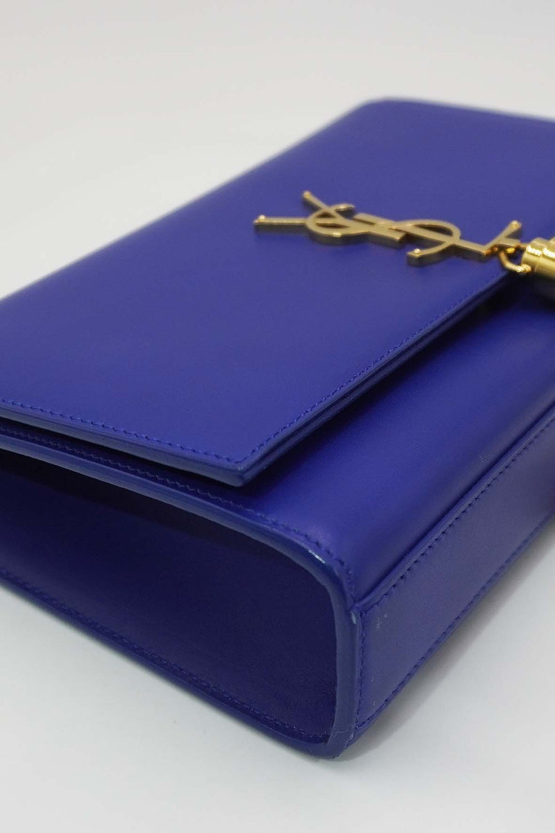 Leather premium bags detail and craftsmanship close-up