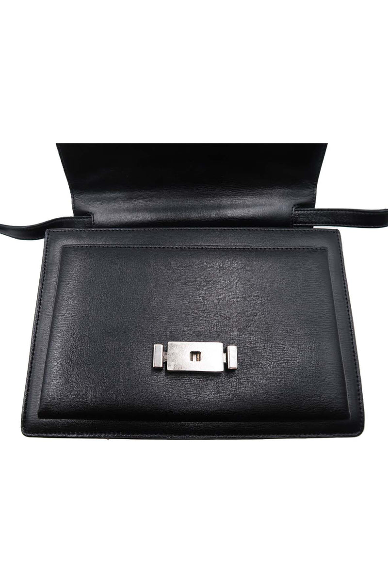Close-up of Medium bags hardware and fine stitching