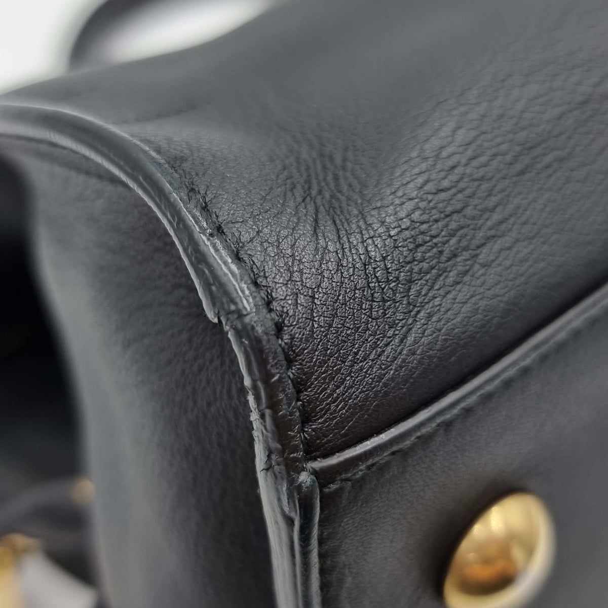 Medium bags lifestyle shot premium designer piece