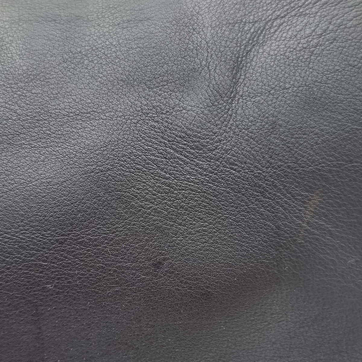 Close-up of Medium bags hardware and fine stitching