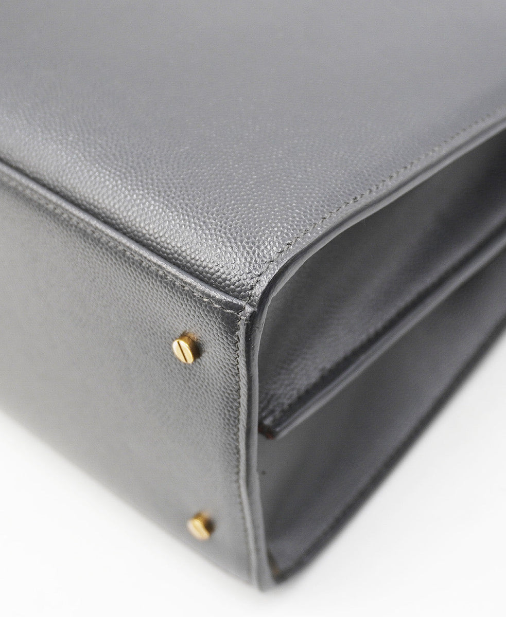 Close-up of Medium bags hardware and fine stitching