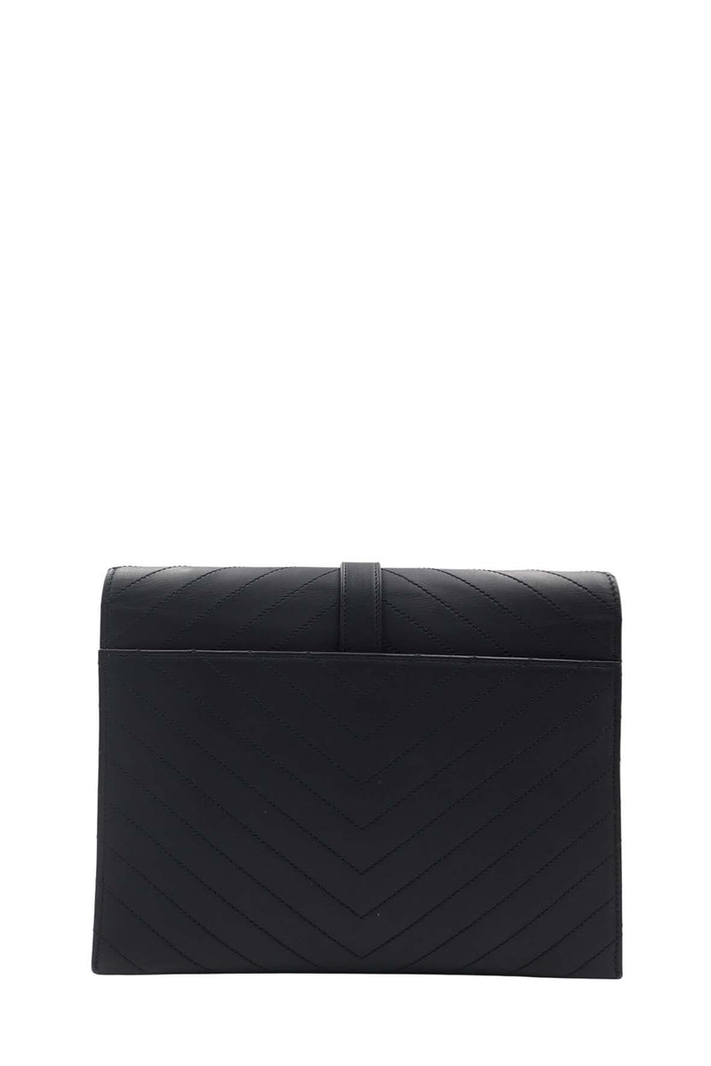 Medium bags lifestyle shot premium designer piece