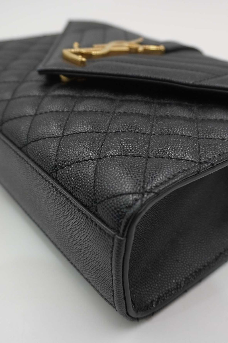 Medium bags lifestyle shot premium designer piece