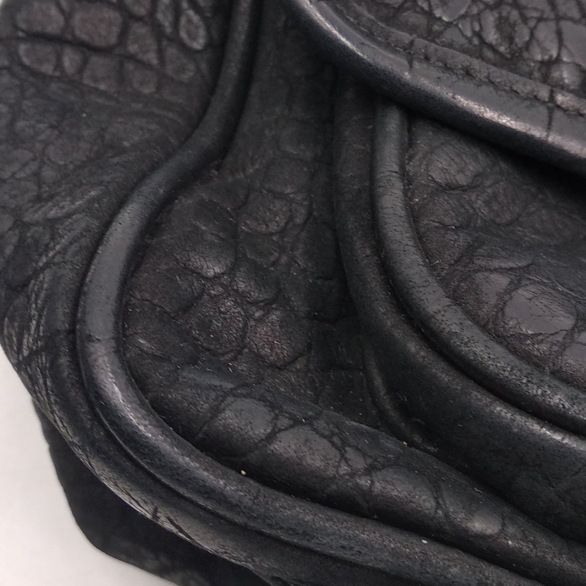 Close-up of Medium bags hardware and fine stitching