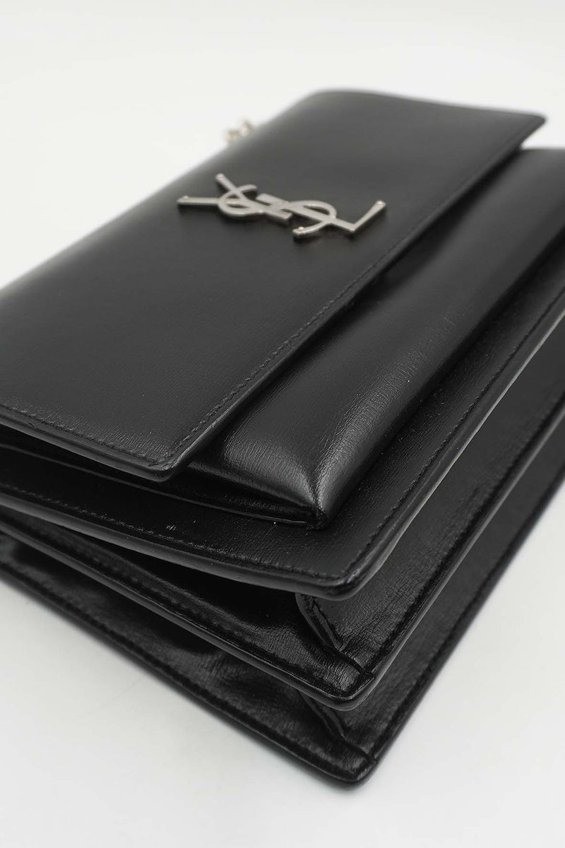 Medium premium bags detail and craftsmanship close-up