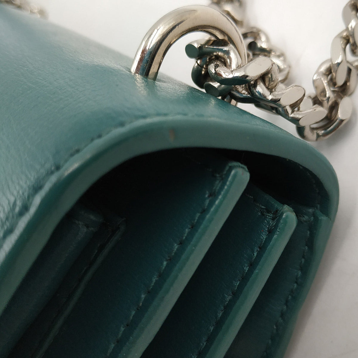 Close-up of Medium bags hardware and fine stitching