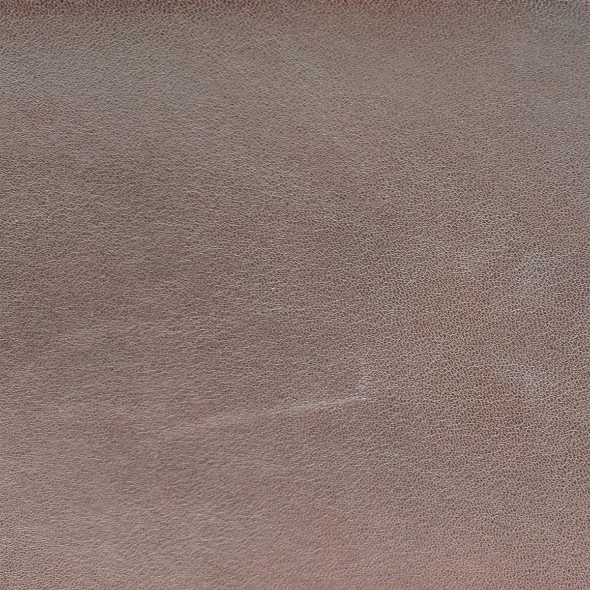 Close-up of Moujik bags hardware and fine stitching