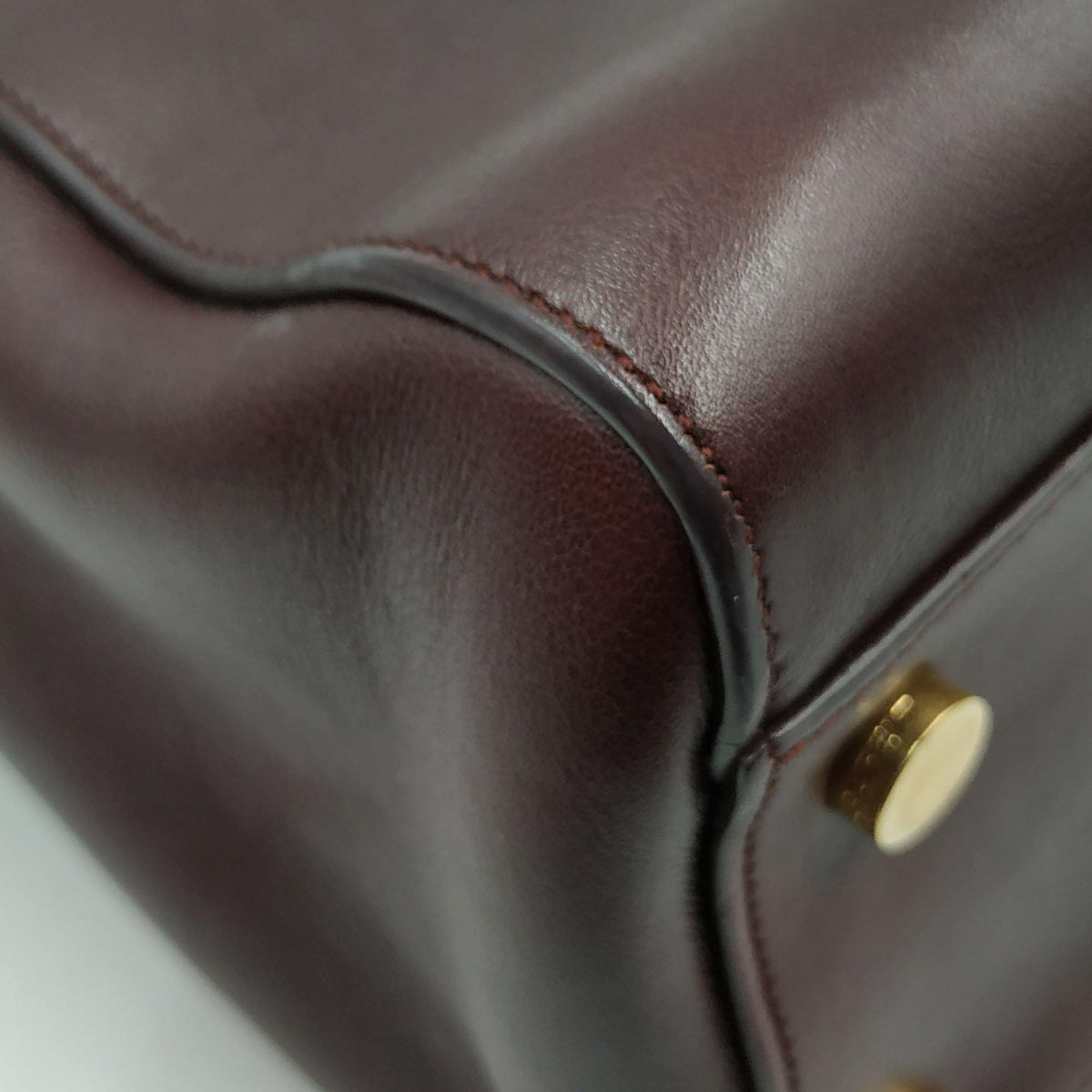 Moujik premium bags detail and craftsmanship close-up