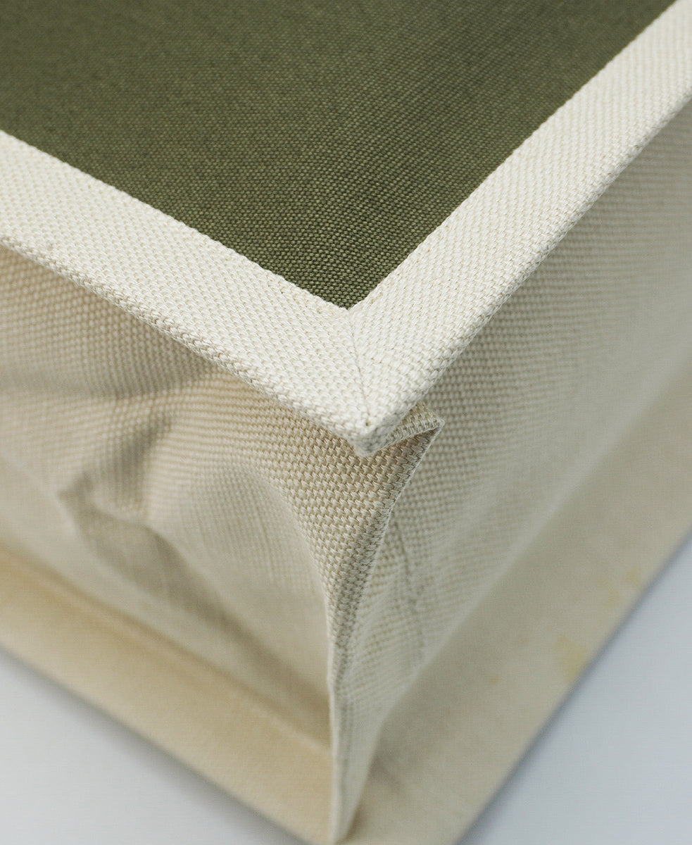 2022 premium bags detail and craftsmanship close-up