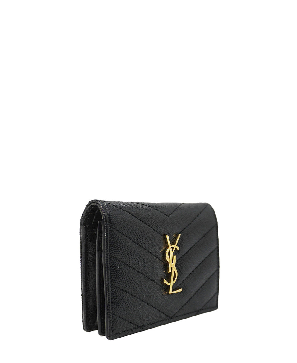 Close-up of Matelasse bags hardware and fine stitching