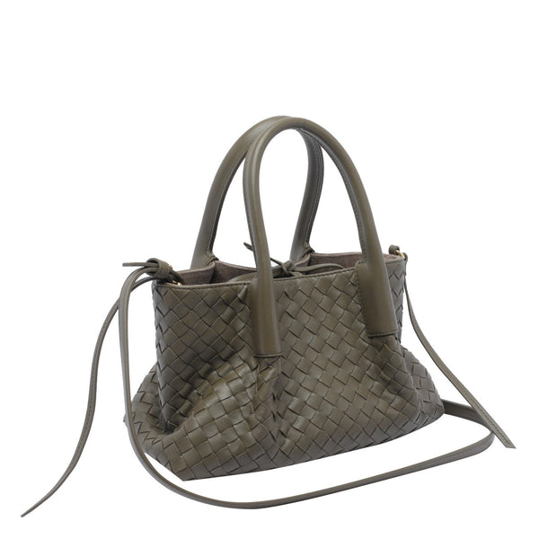 Bottega Veneta premium totes detail and craftsmanship close-up