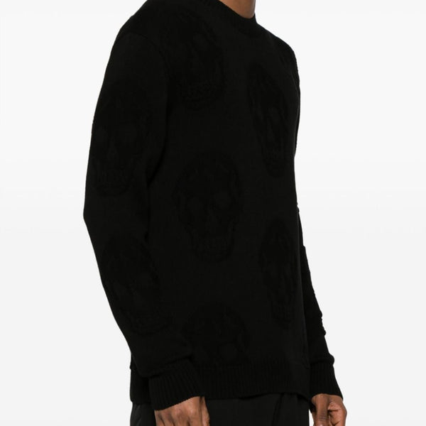 Alexander McQueen premium sweaters & pullovers detail and craftsmanship close-up