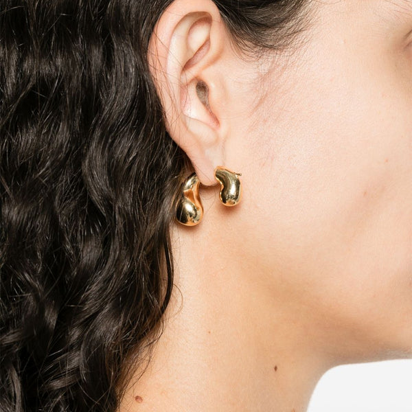 Bottega Veneta premium miscellaneous detail and craftsmanship close-up