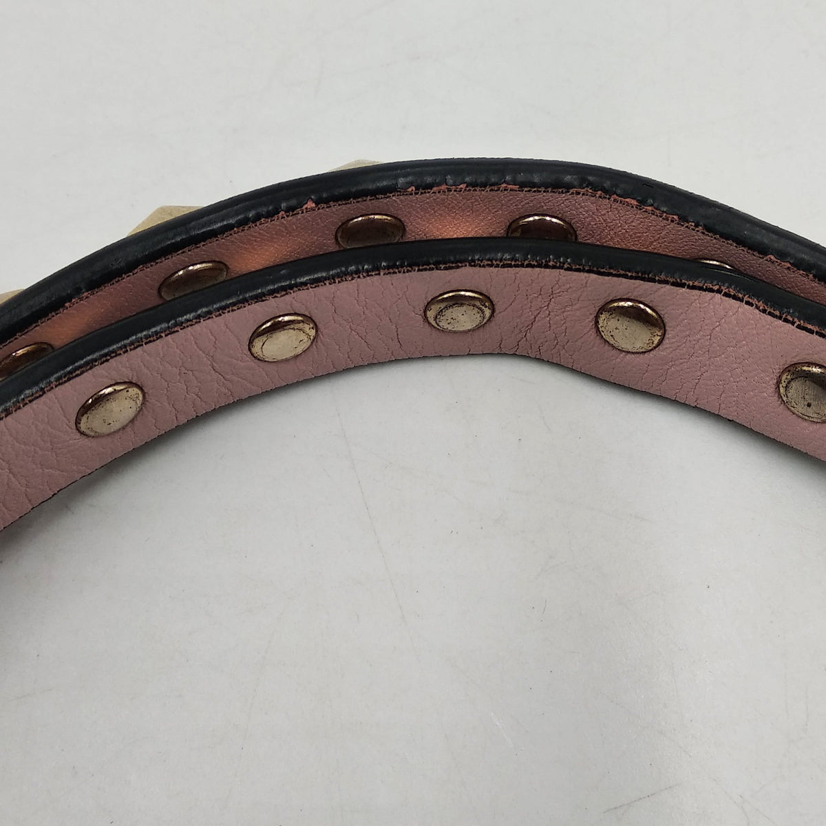 Close-up of Medium bags hardware and fine stitching
