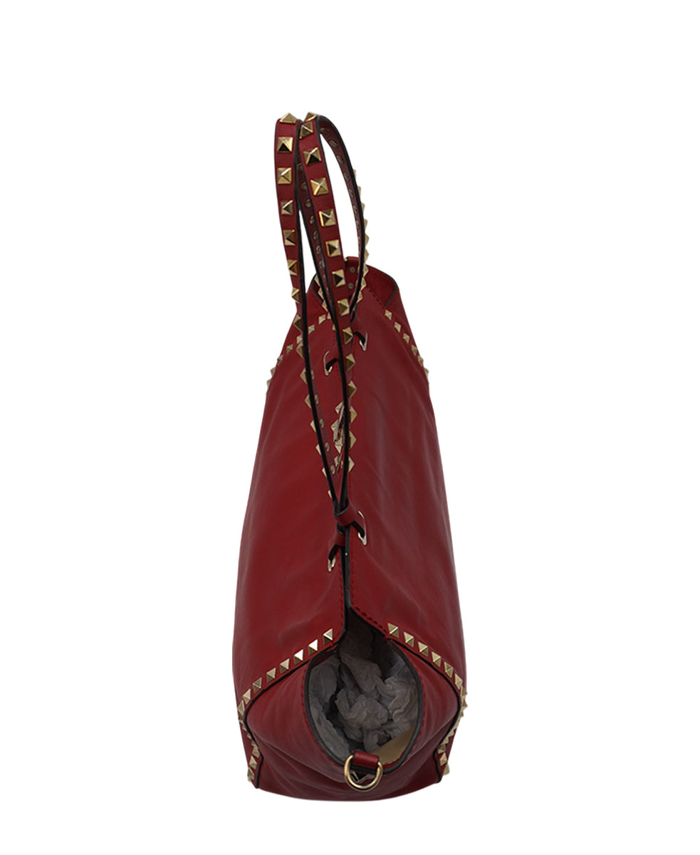 Medium premium bags detail and craftsmanship close-up