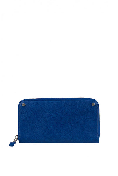Balenciaga premium miscellaneous detail and craftsmanship close-up